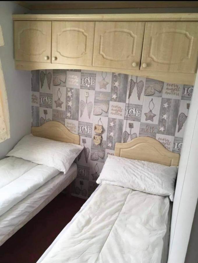 8 Berth The Grange Hotel อินโกลด์เมลส์ ภายนอก รูปภาพ